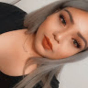 Meet your Posher, Yahaira crystal